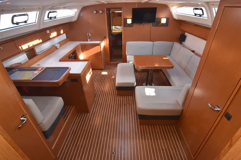 Bavaria 51