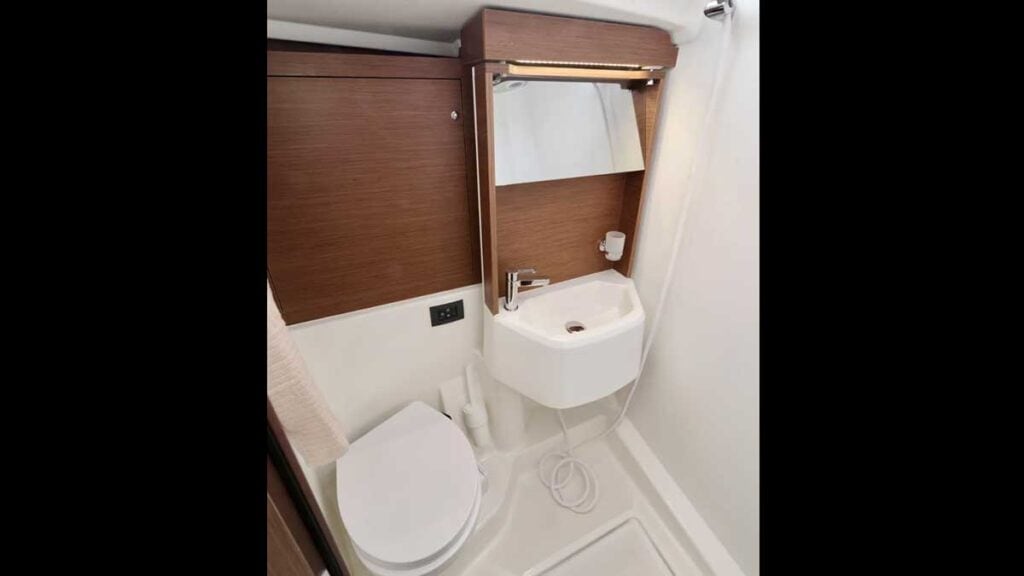 Oceanis 51 - bagno