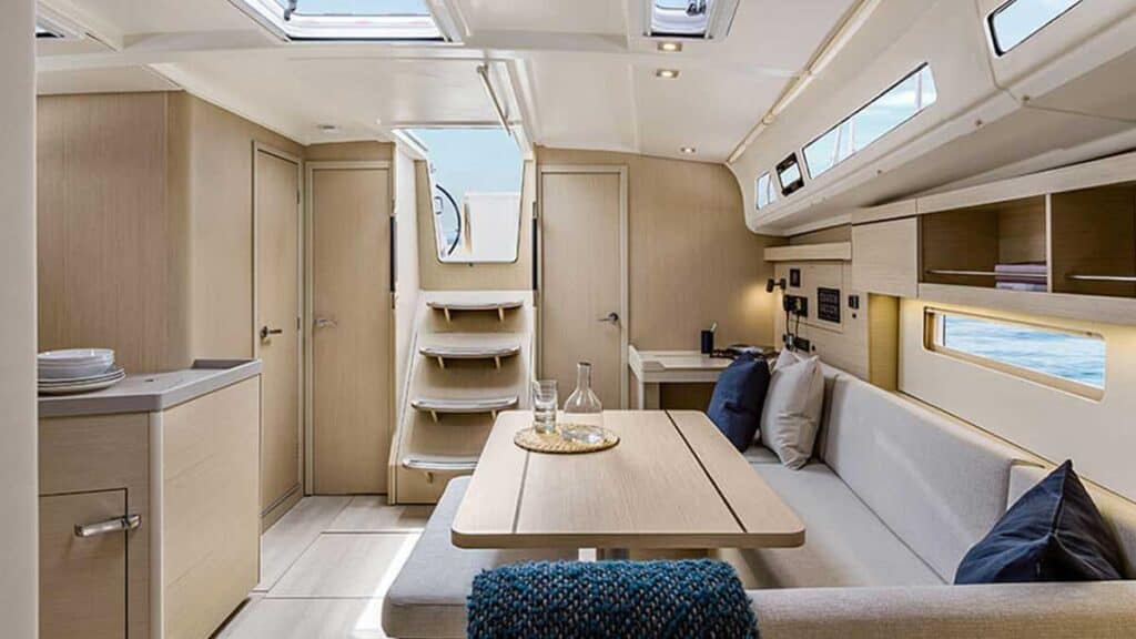 Oceanis 40.1 - saloon